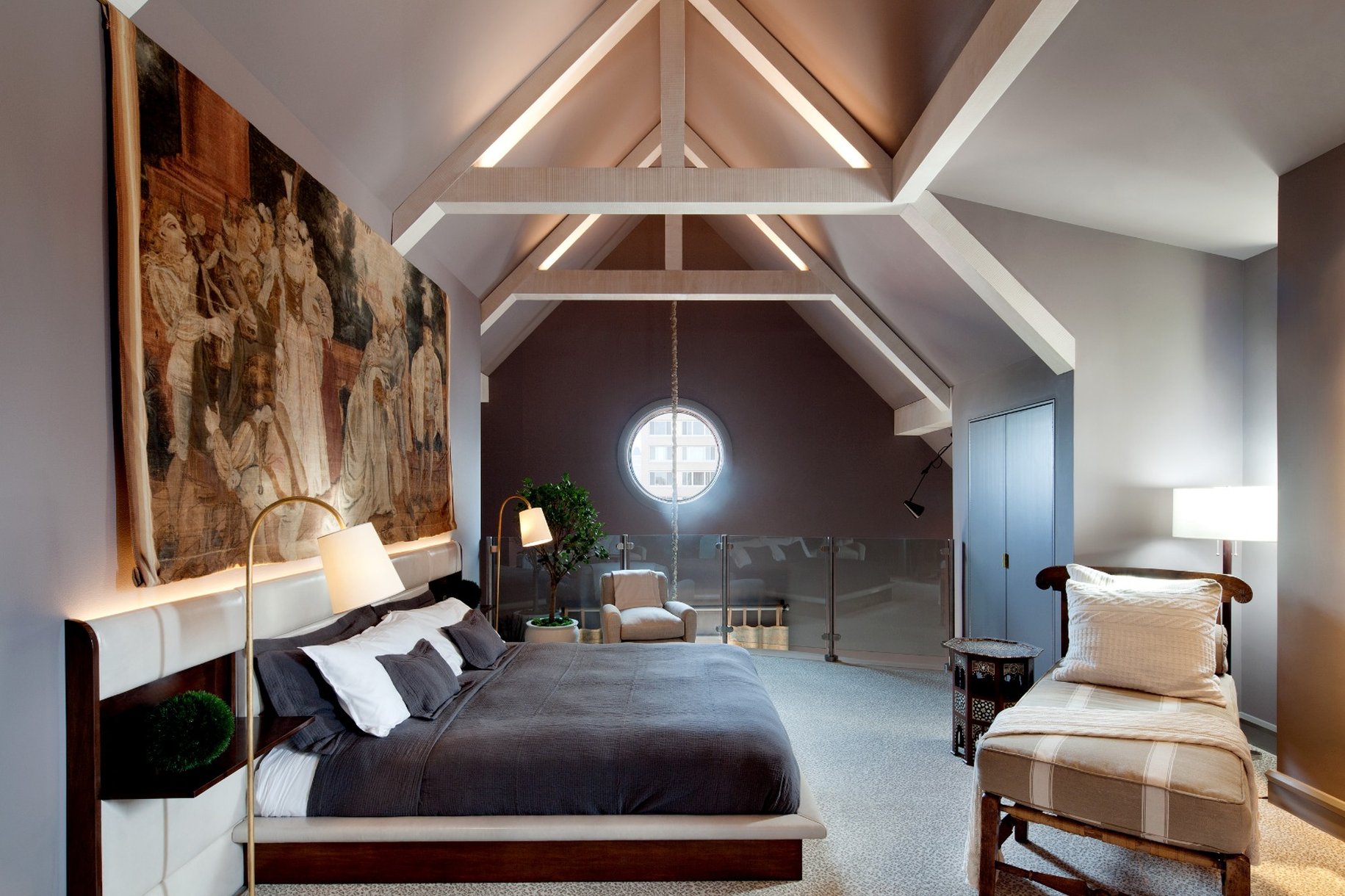 The Ivy Hotel 11/42