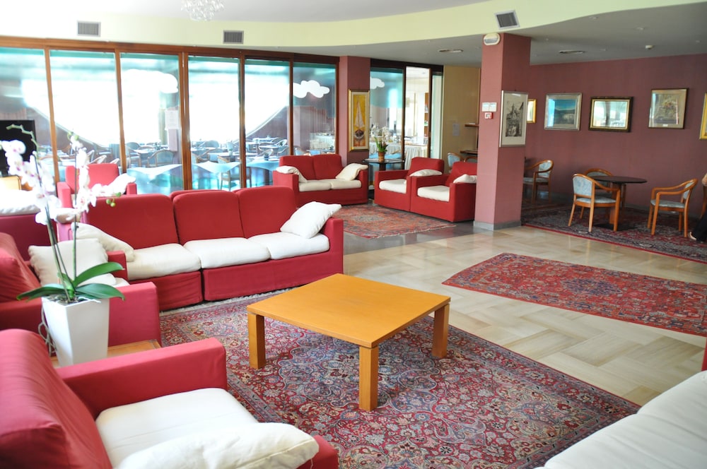 Hotel Maja 27/55