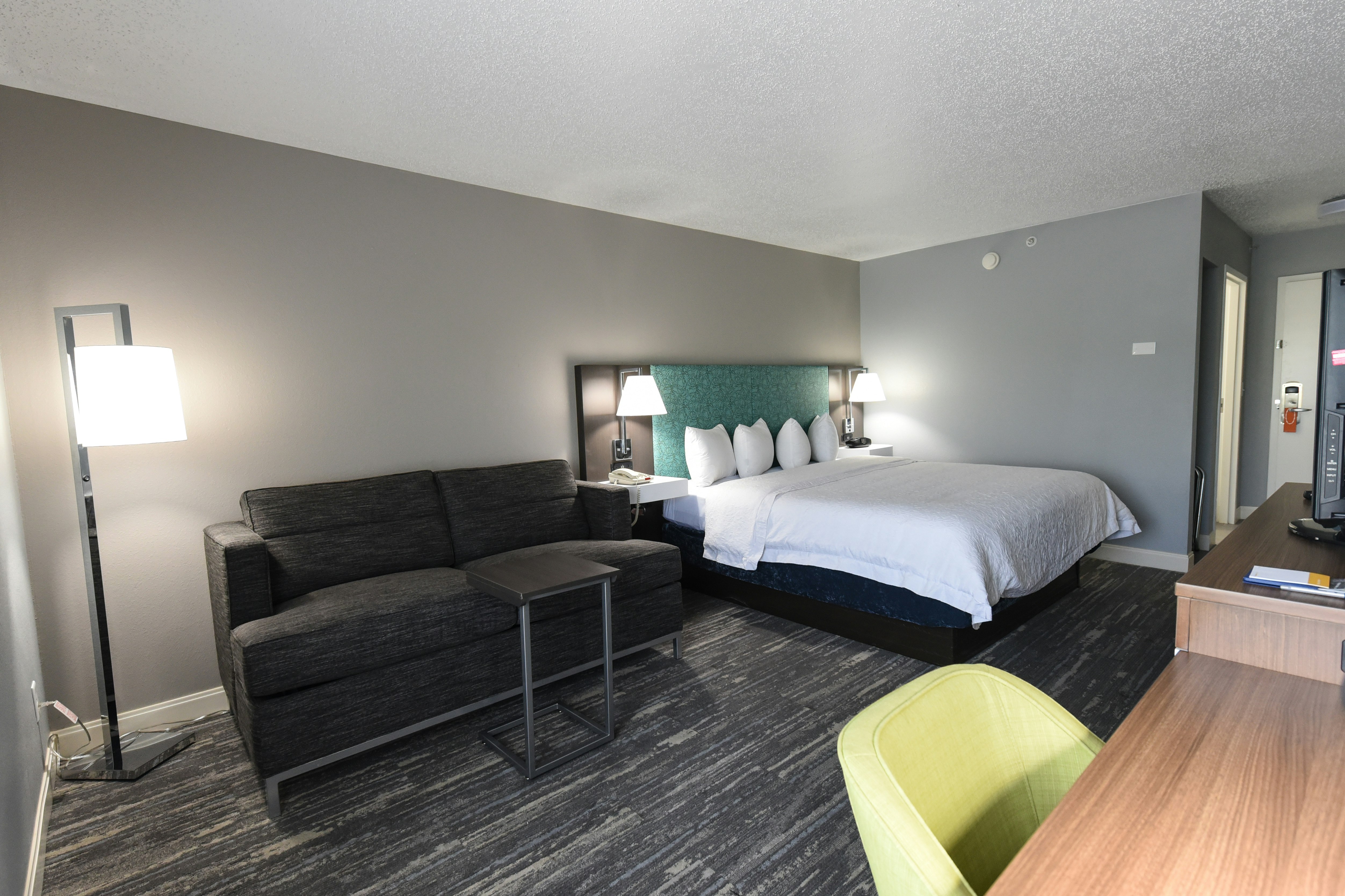 Hampton Inn Youngstown - North 19/80