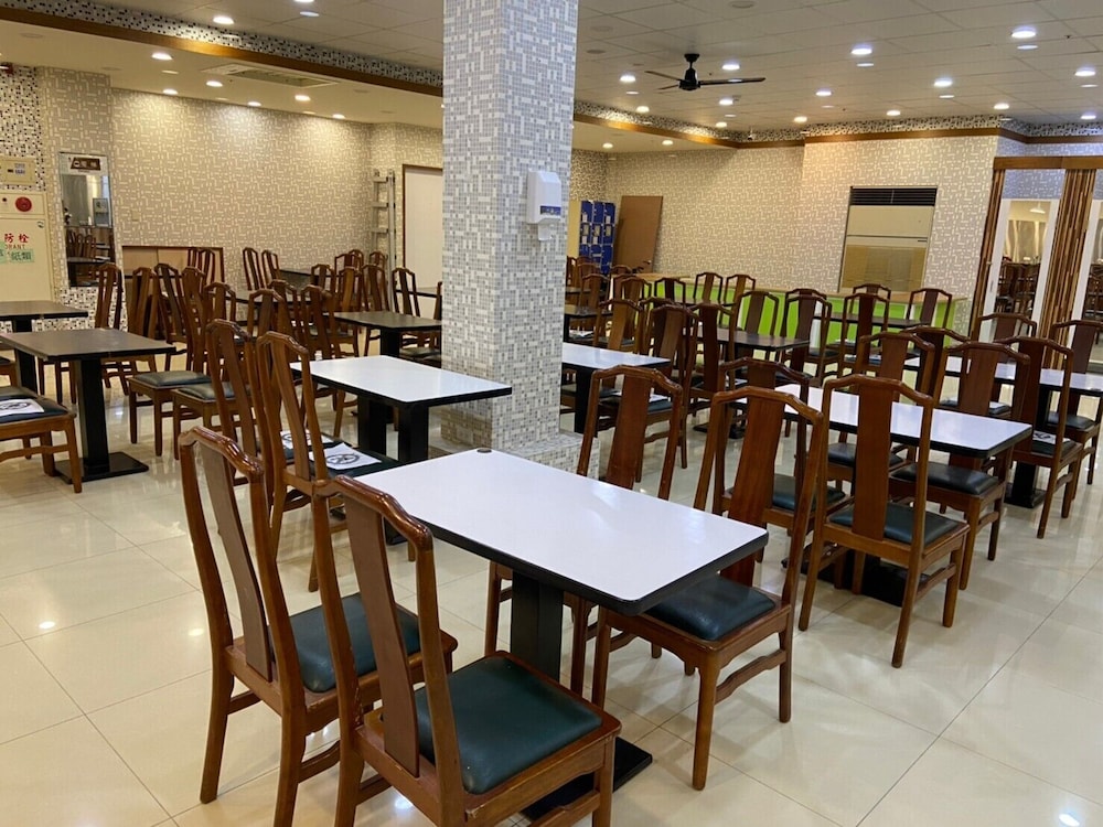 Maohua Motel 29/44