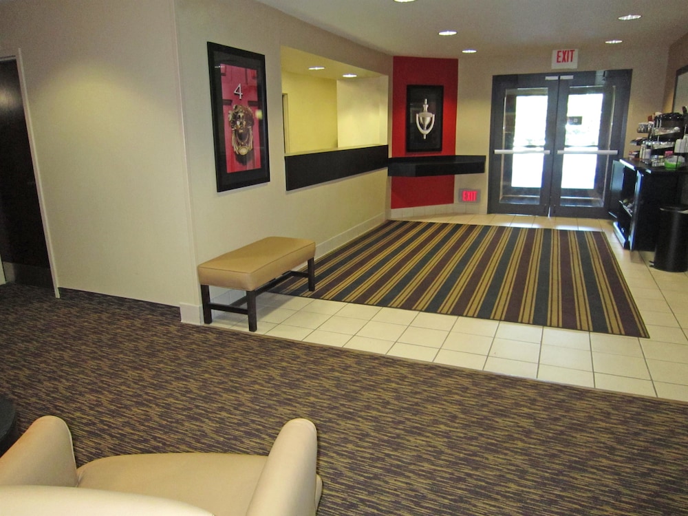 Extended Stay America Suites St Petersburg Clearwater ExecDr 36/53