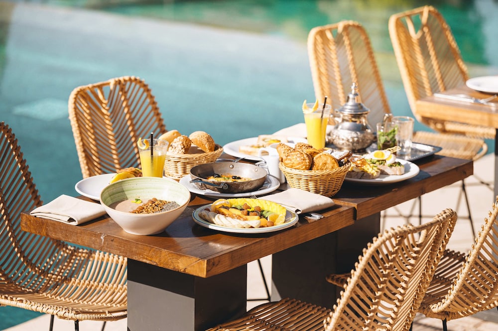 Paradis Plage Surf Yoga Spa Resort 72/83