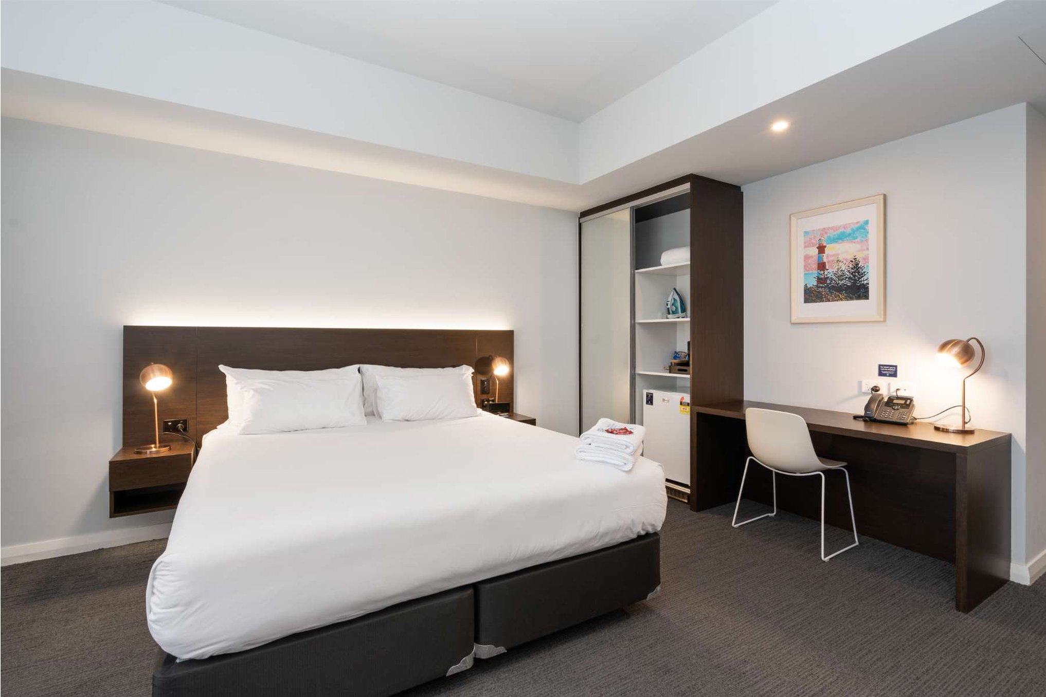 The Gerald Apartment Hotel 12/50