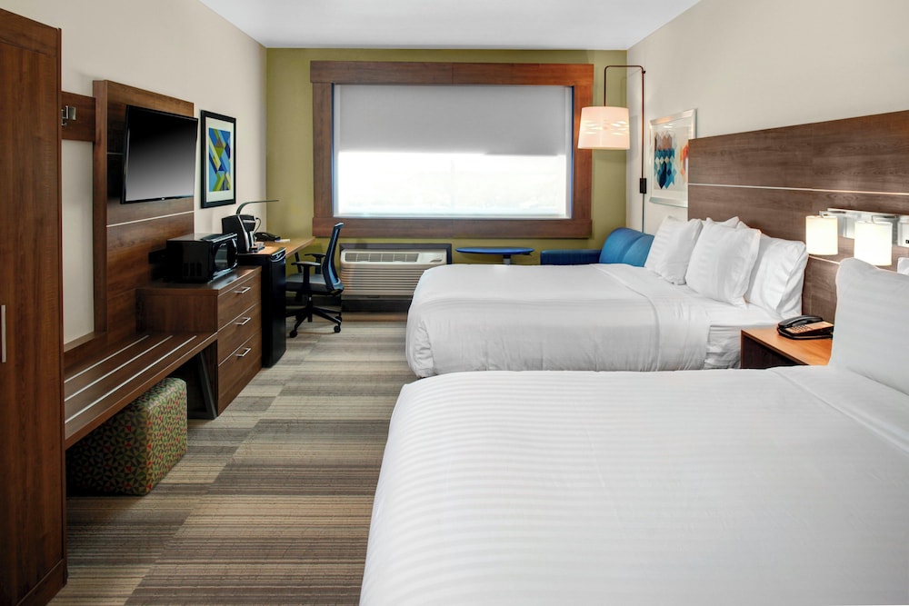 Holiday Inn Express Suites Houston Nw Cypress Grand Pky 24/63