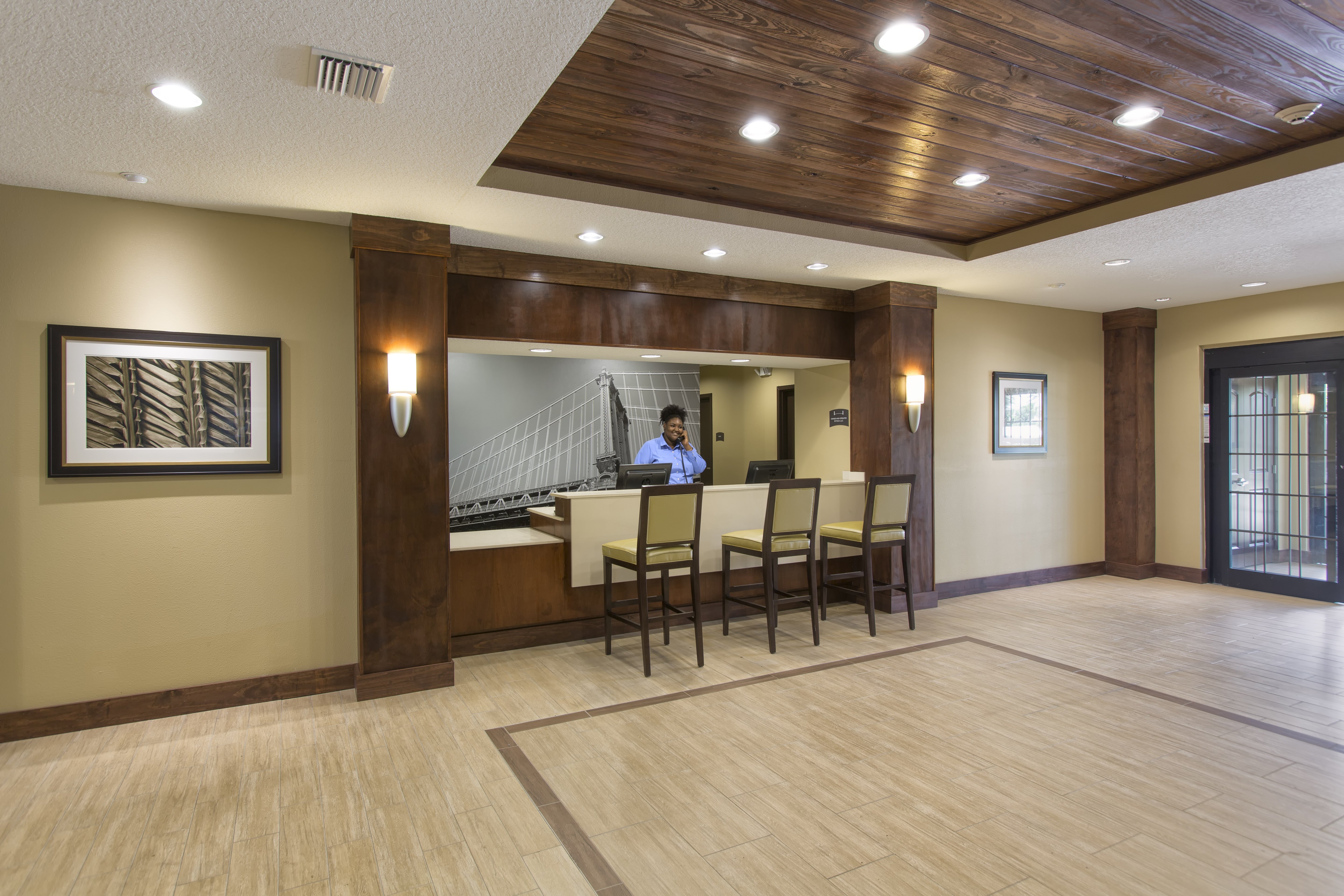 Staybridge Suites Orlando At Seaworld 25/50