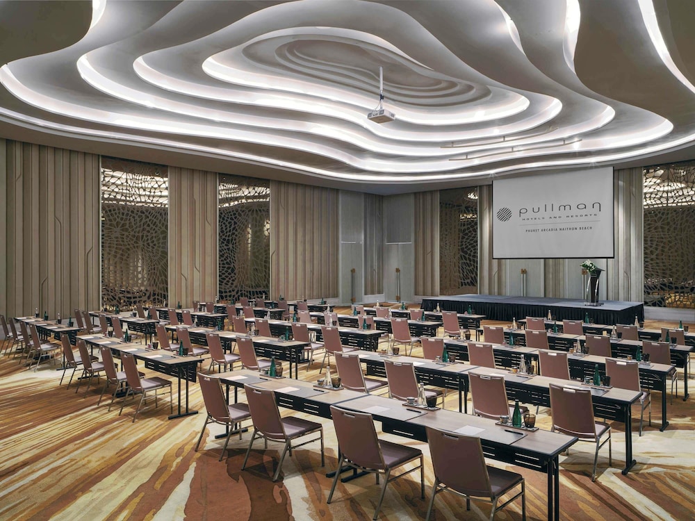 Pullman Phuket Arcadia Naithon Beach 63/75