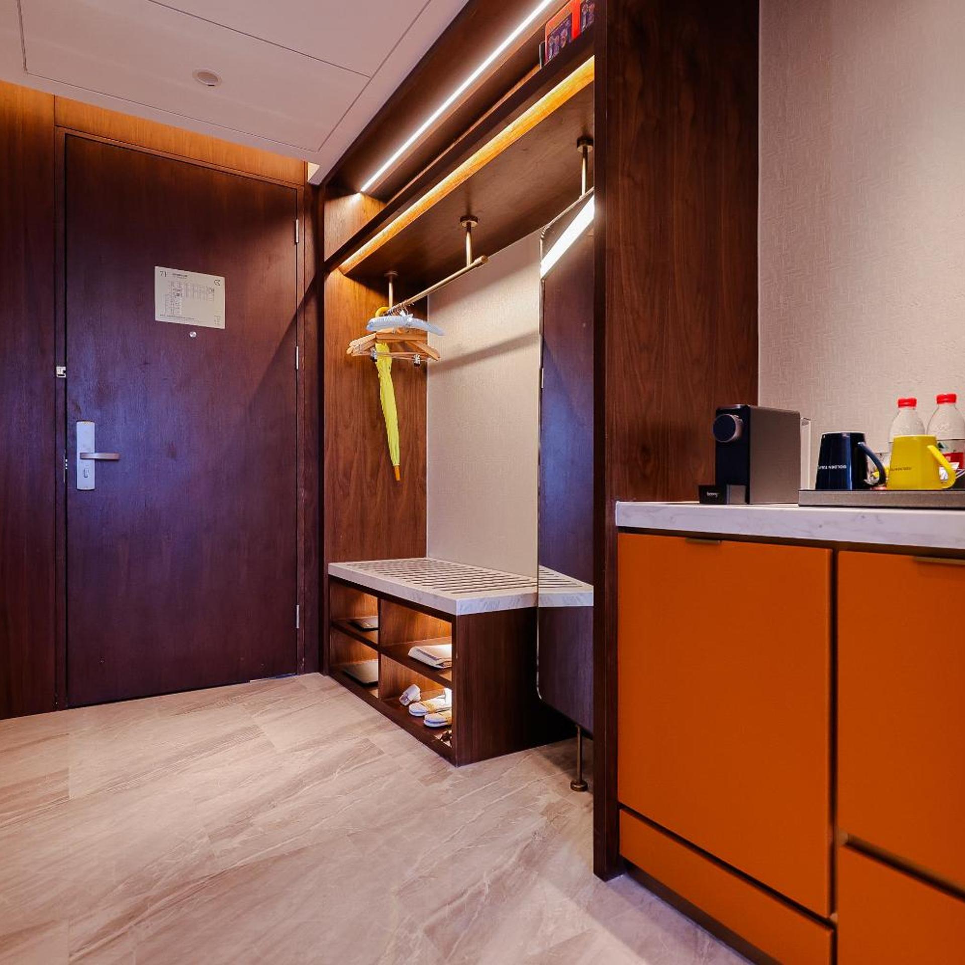 Golden Tulip Shanghai Hongqiao Yankuang 6/65