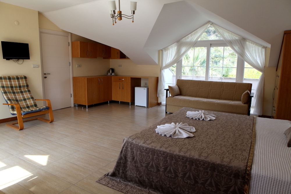 Hotel Dalos 37/62