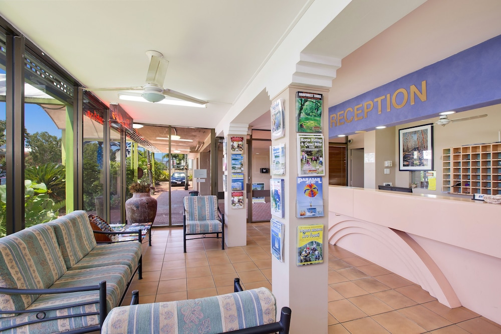 Hotel Tropiq 10/95