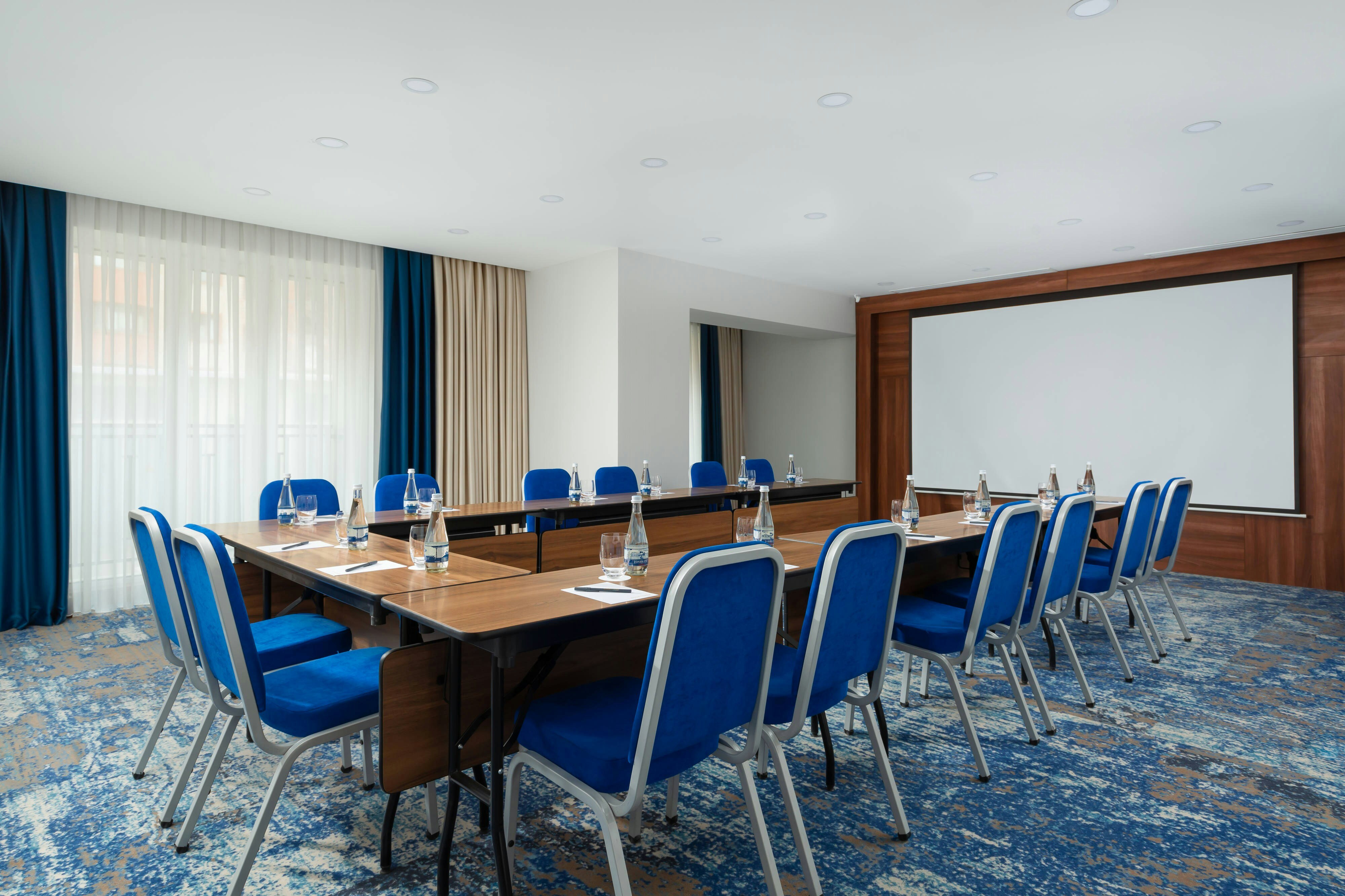 Courtyard by Marriott Tashkent 39/44