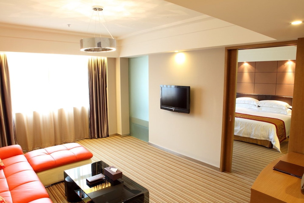 Downtown Hotel 18/27