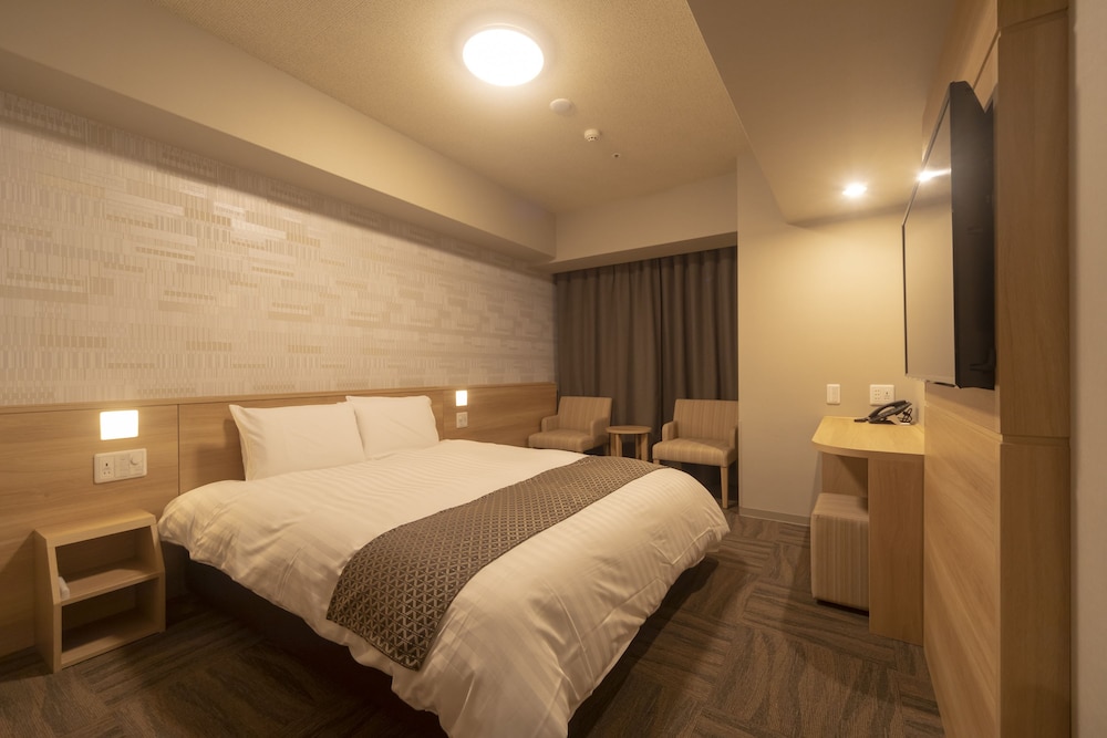 DELUXE, QUEEN BED
