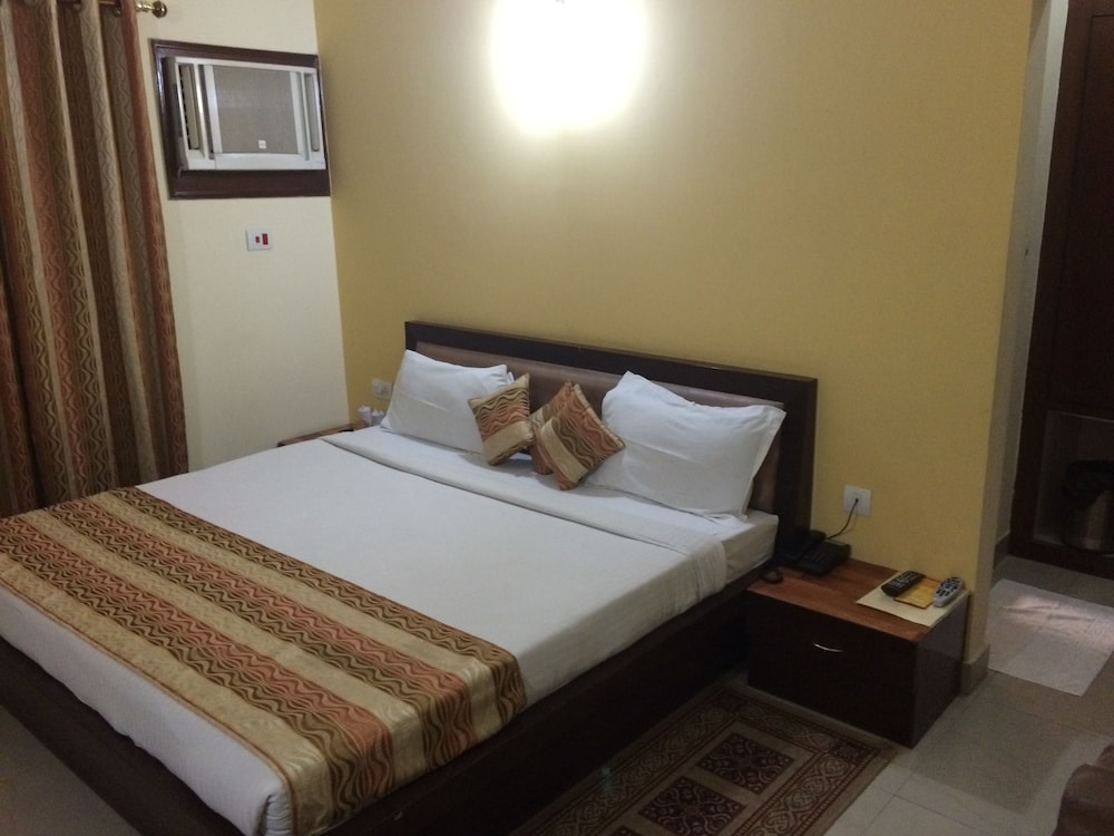 Hotel Maiden Residency 15/50