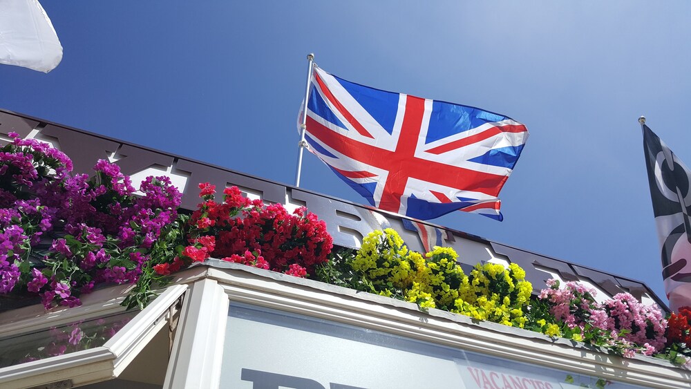 The Beverley Hotel 4/49