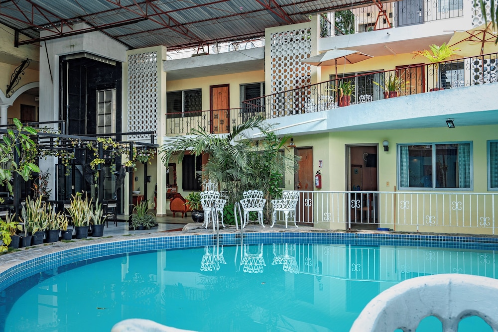 SUITE HOTEL MARIA DE LA LUZ 3/41