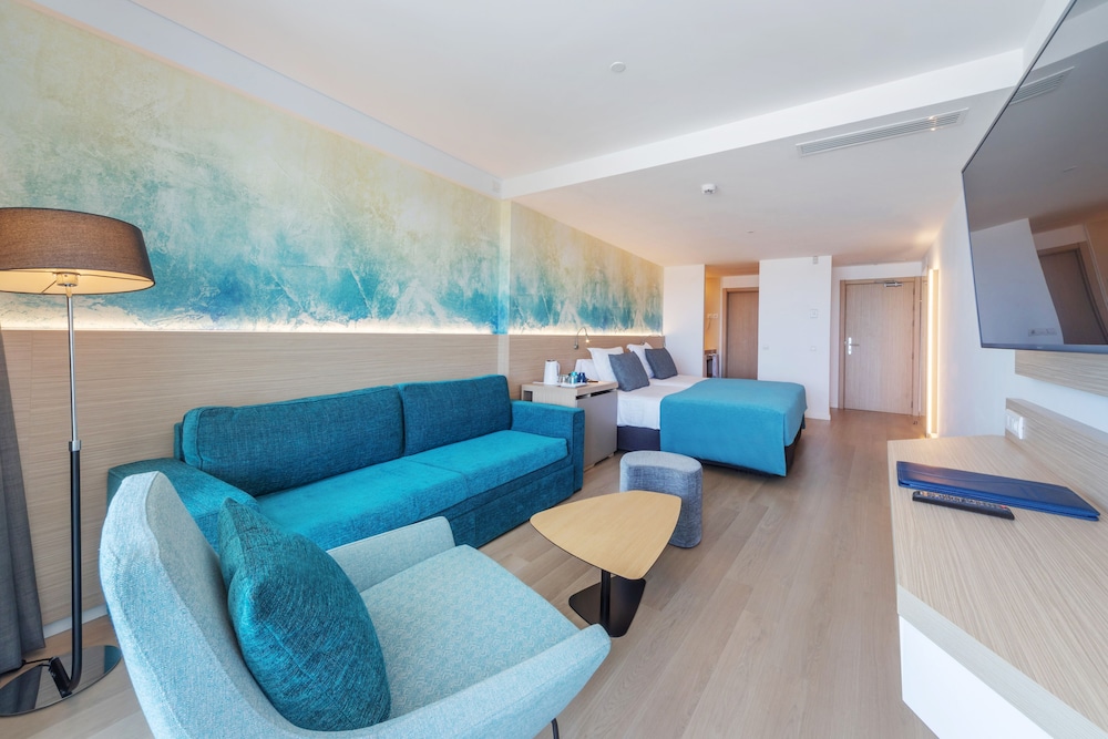 Aparthotel Fontanellas Playa 46/71