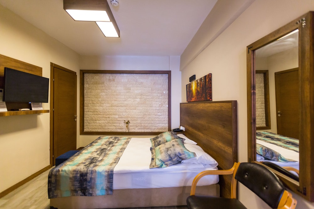 Old Town Boutique Hotel 13/50