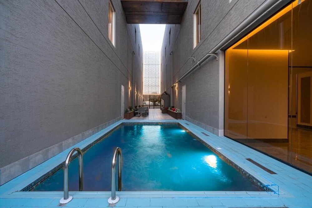 فندق هوليداي الخليج النجاح(XYZ Hotel Al Najah) 18/30