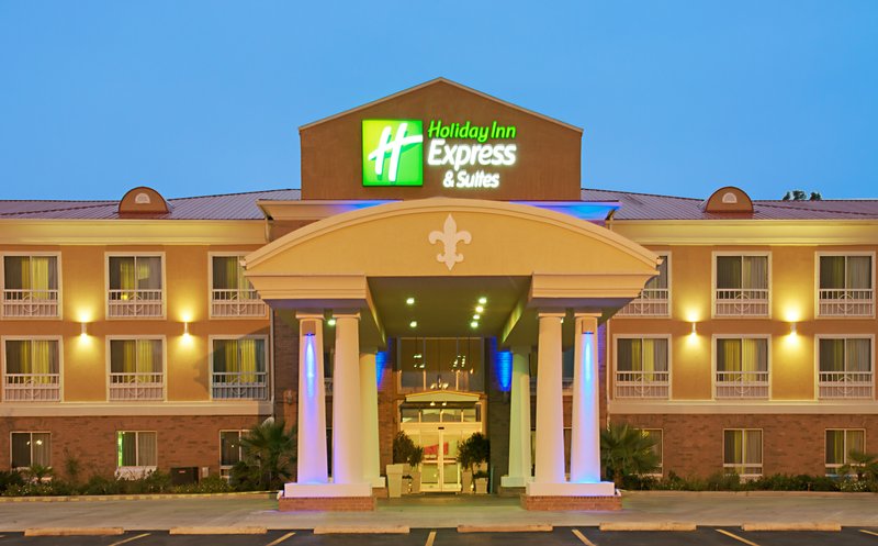 Holiday Inn Express Hotel Suites Alexandria 2/62