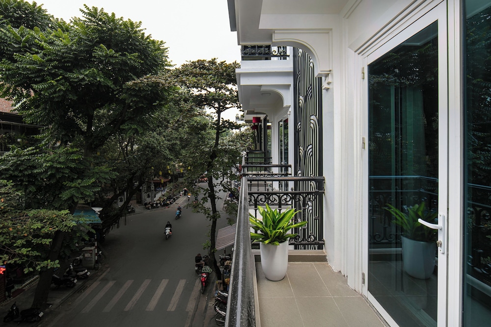 L Heritage Hanoi Hotel 45/50