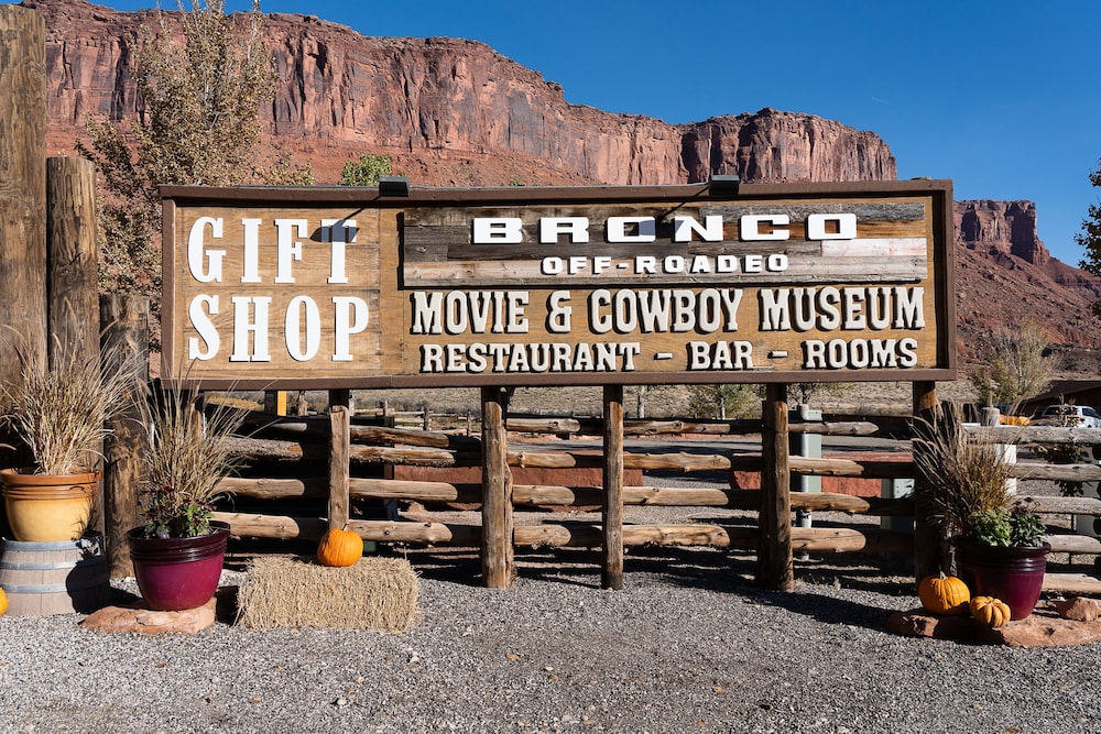 Red Cliffs Lodge in MOAB - UT