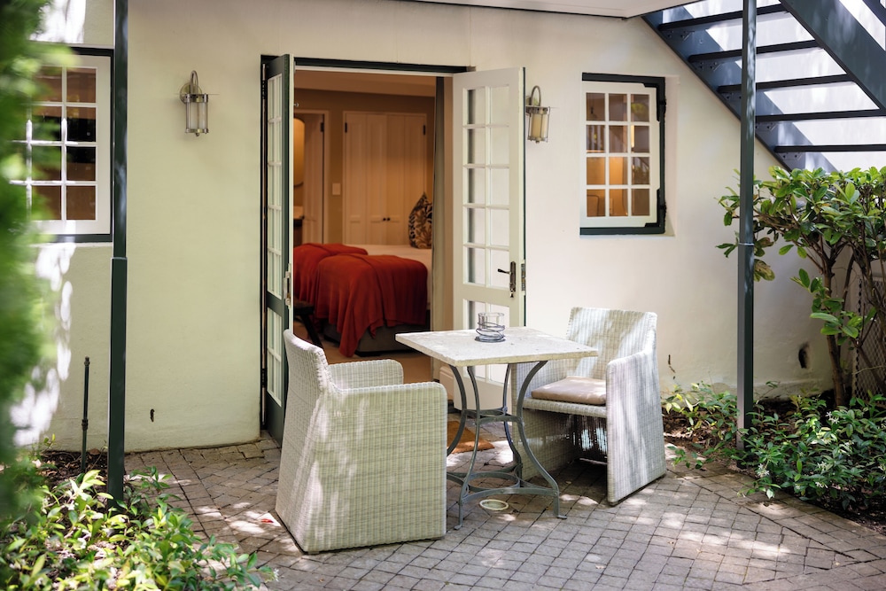 The Owners Cottage / La Provencale 2/50