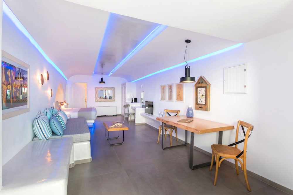 Secret Legend Suites - Adults Only 31/50