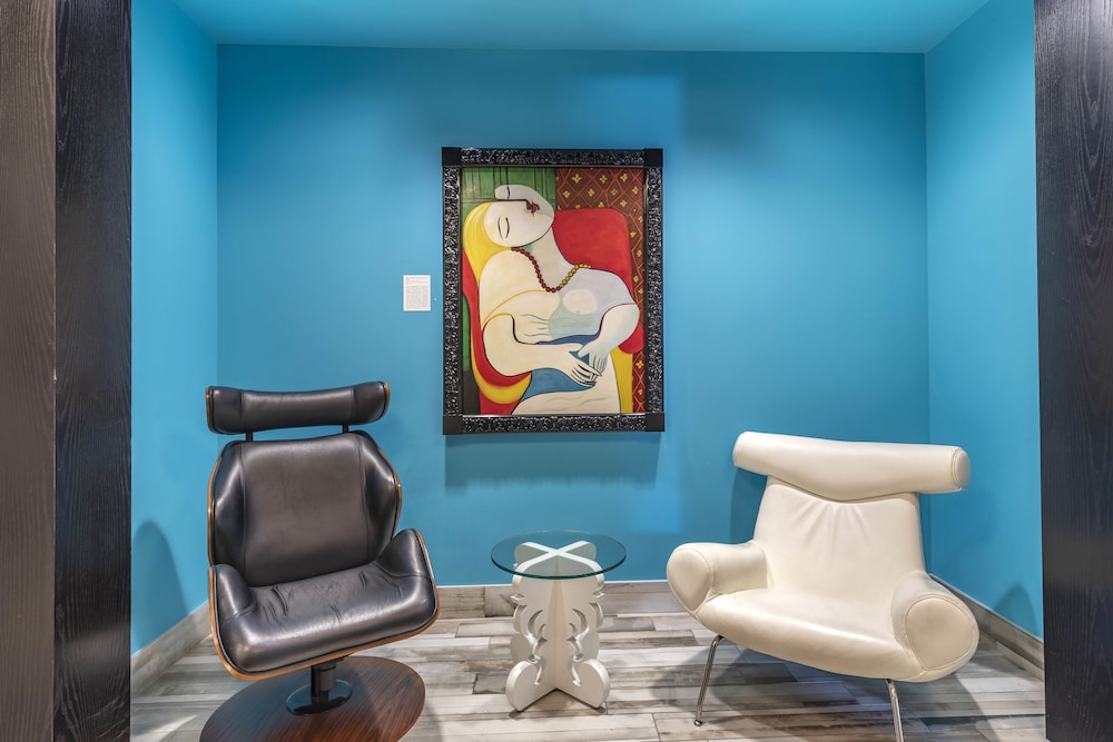Lorenzo Hotel Dallas, Tapestry Collection by Hilton 43/82