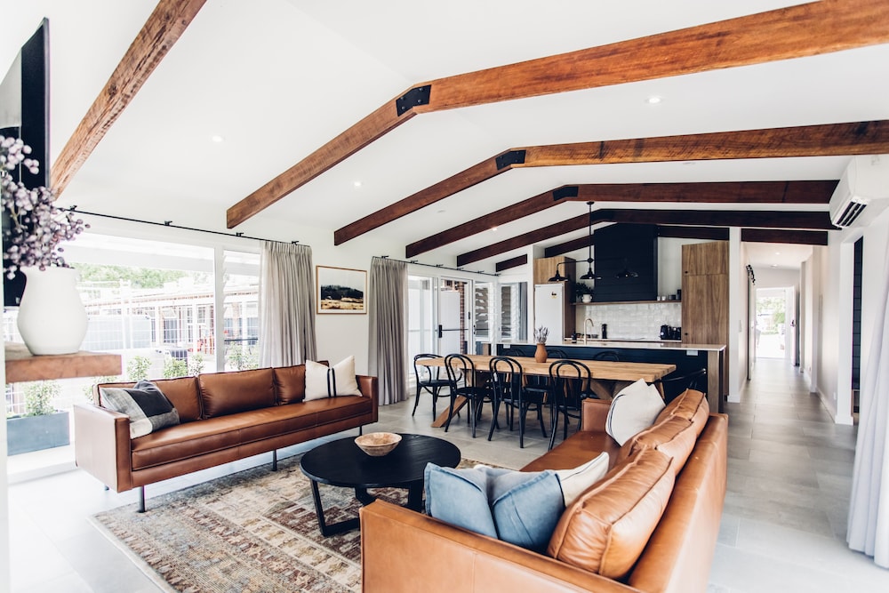 BELLINGEN VALLEY LODGE 28/44