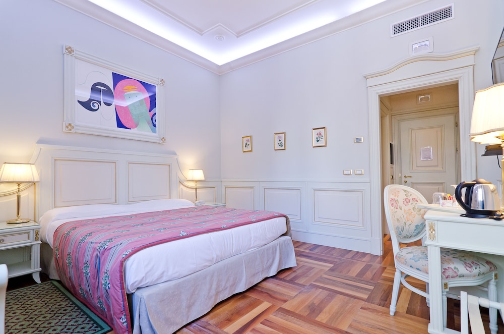 Hotel de Paris Sanremo 27/67