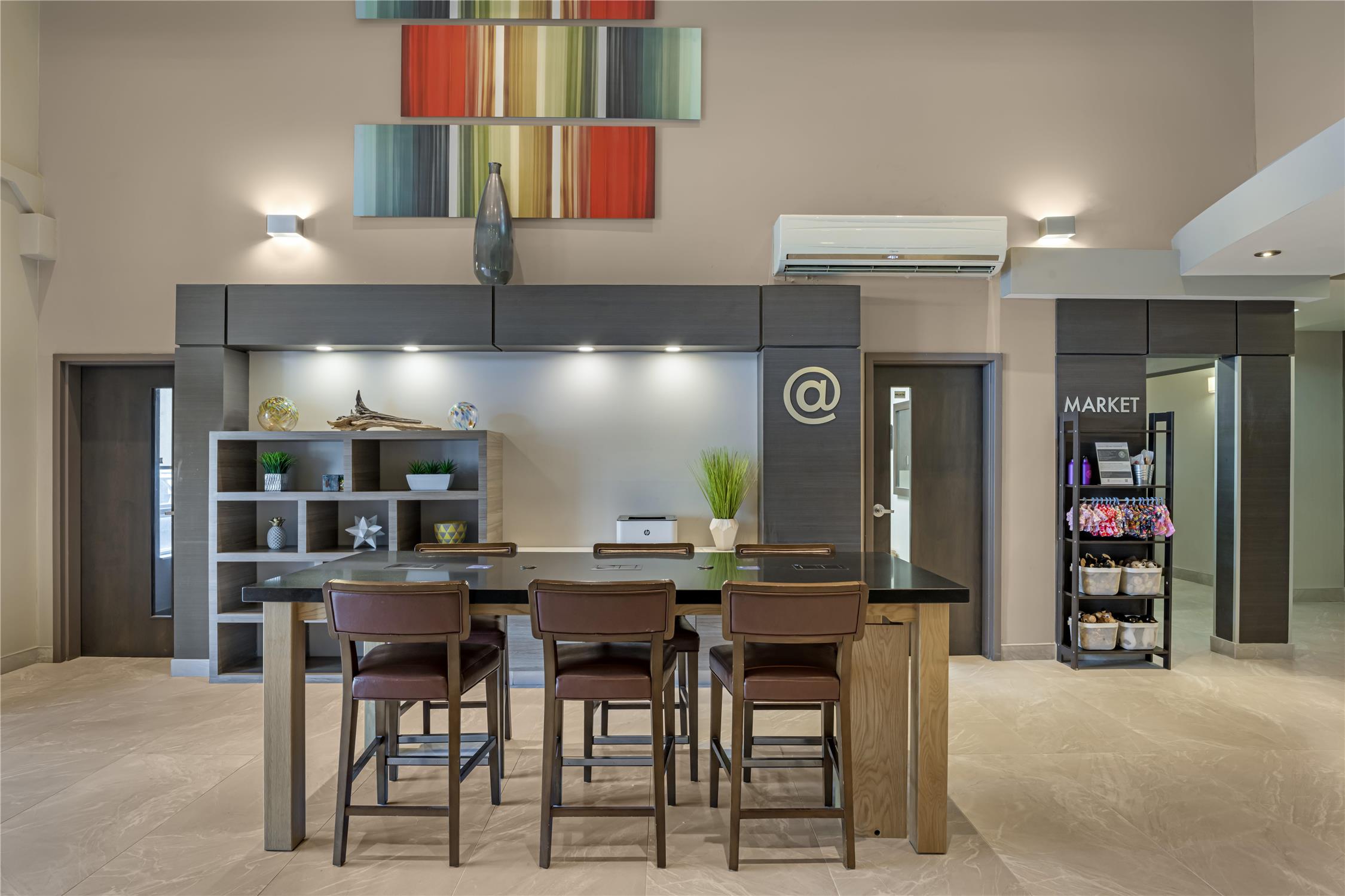 Best Western Plus Dartmouth Hotel Suites 30/42