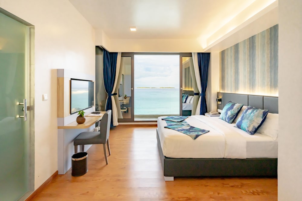 Arena Beach Hotel 21/48