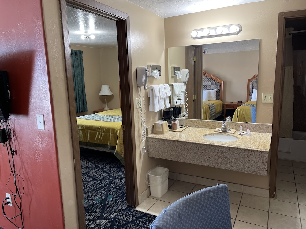 Rodeway Inn And Suites Riverton 11/23