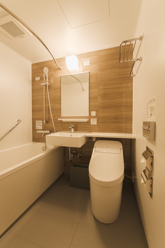 Hotel Emion SAPPORO 49/50