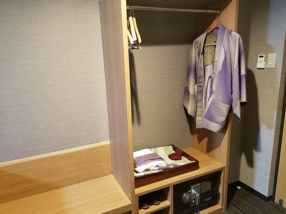 Hotel Shoho 50/50