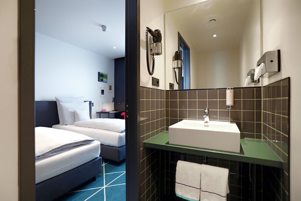 Sander Hotel 20/23