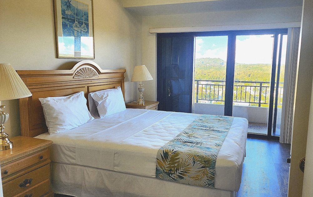 Aquarius Beach Tower 15/57