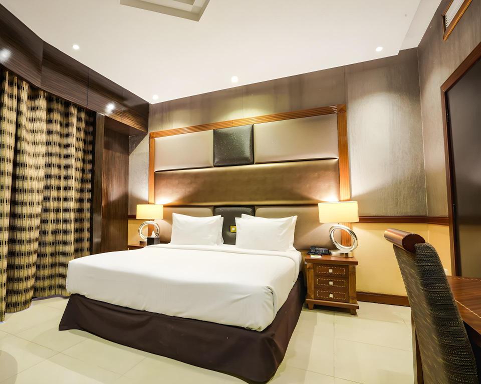 Vendome Plaza Hotel