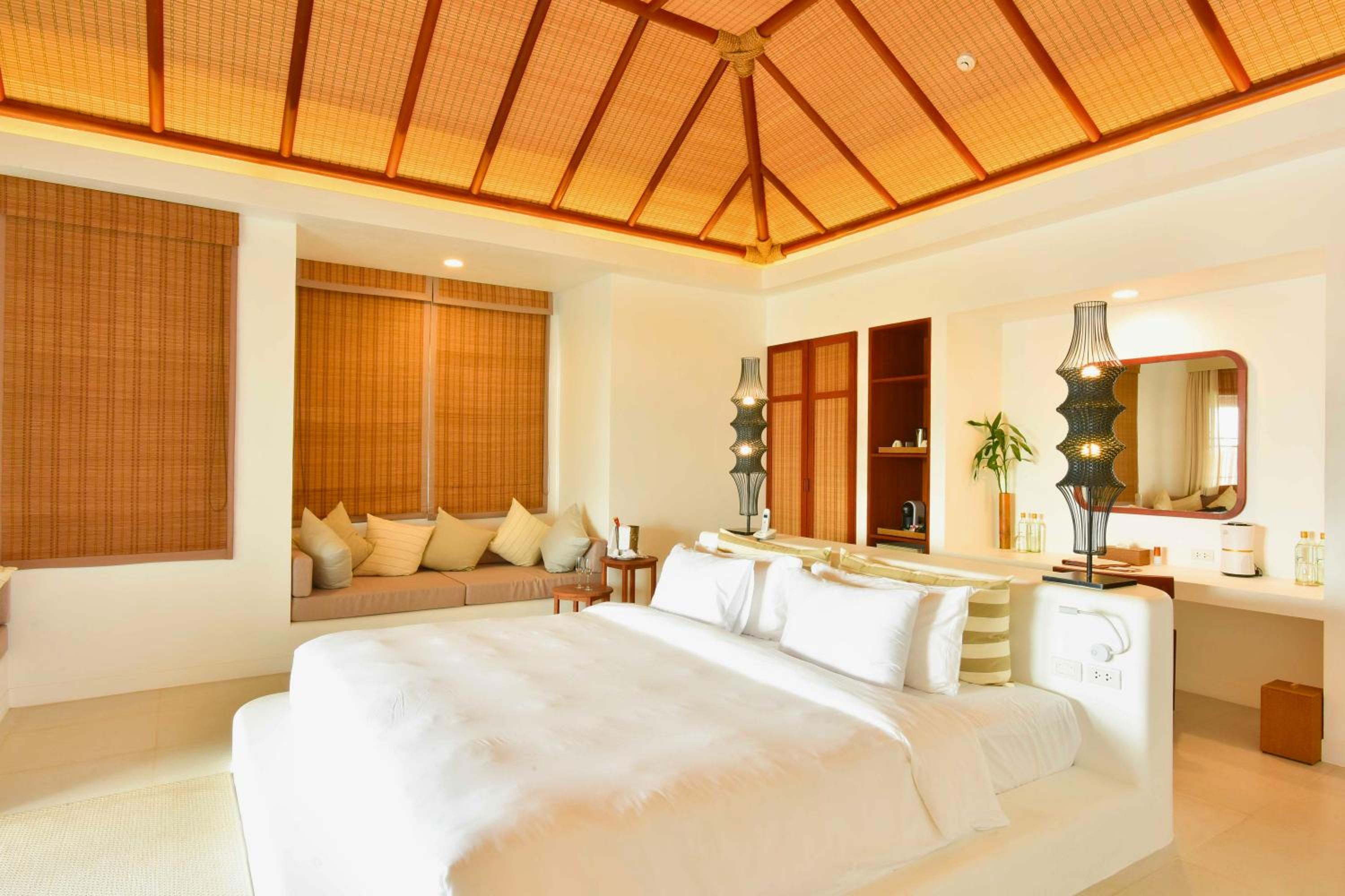 2 Bedroom Oceanview Pool Villa