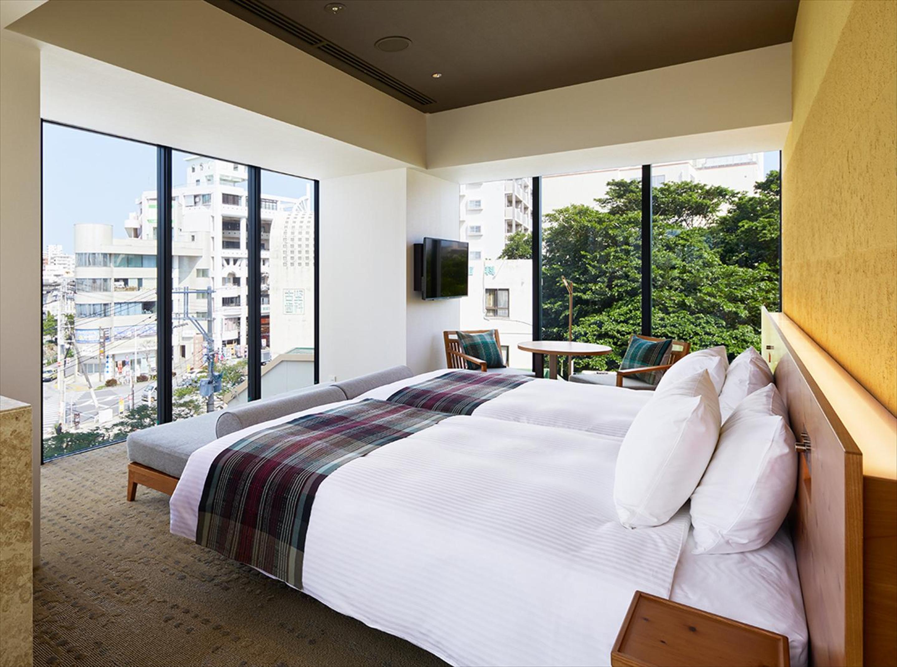 غرفة بريميوم ركنية بسريرين منفصلين، Hotel Strata Naha 6/9