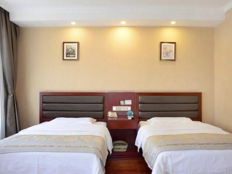 GreenTree Inn Taiyuan East Binhe Road Xiaodian High Speed Mouth Express Hotel 16/40