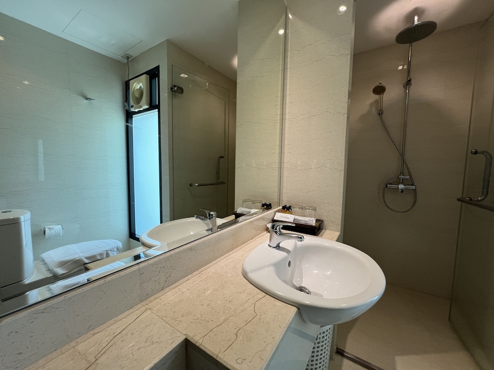 Silom Forest Exclusive Residence 56/65