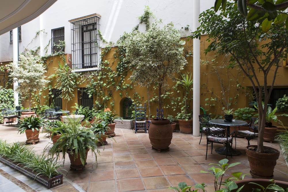 Hotel Cervantes 39/41