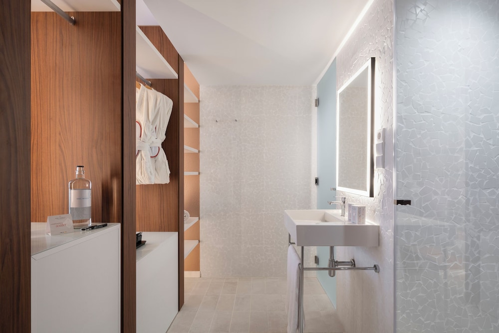 Axel Hotel Valencia - Adults Only 75/77