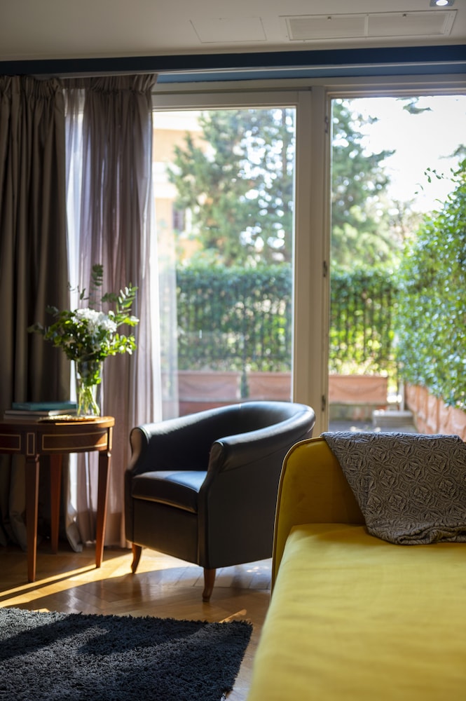 Hotel Principe Torlonia 52/65
