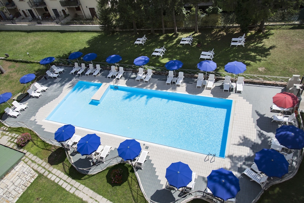 GRAND HOTEL DEL PARCO 59/62