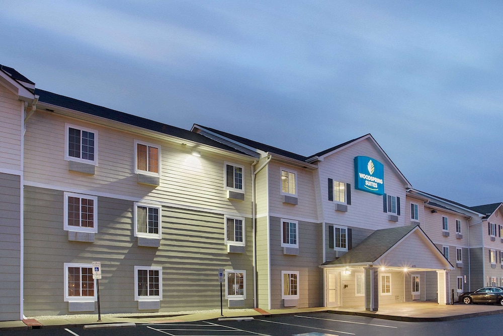 WoodSpring Suites Cincinnati Fairfield 3/22