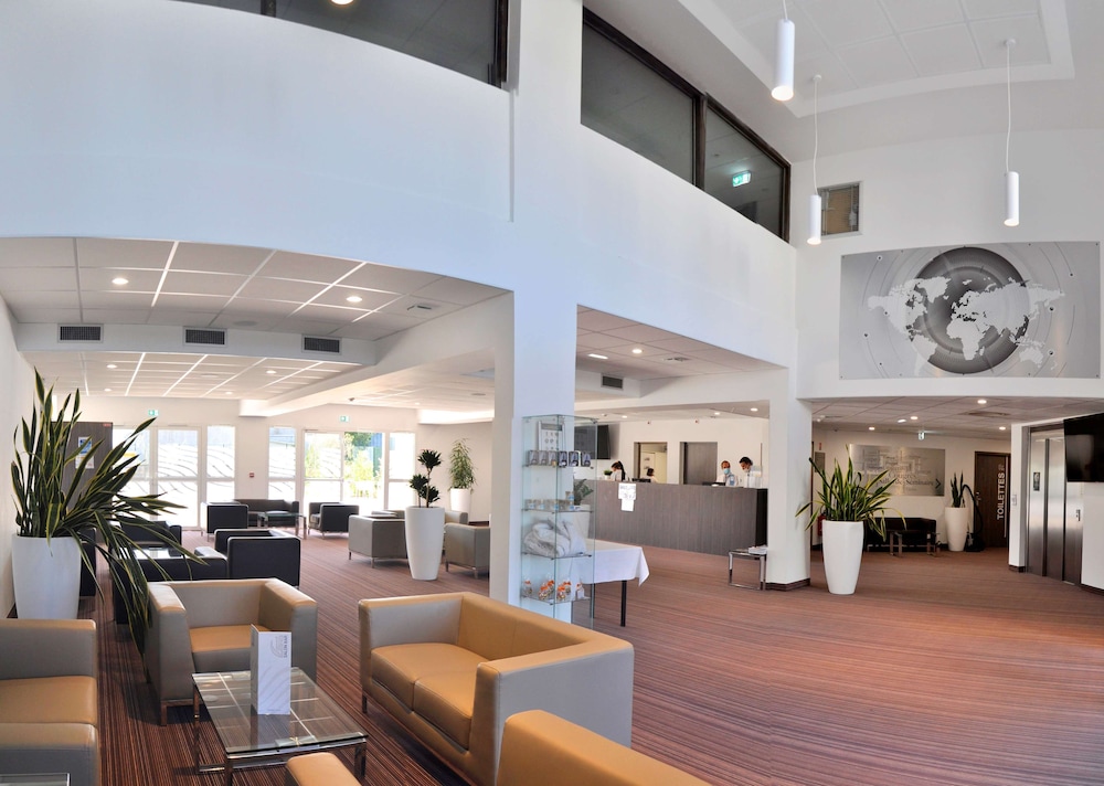 Golden Tulip La Baule 62/79