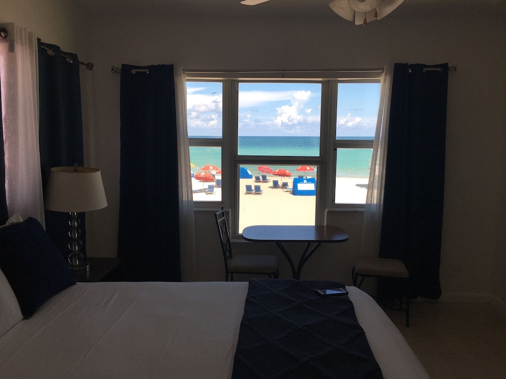 Golden Sand Oceanfront 46/58