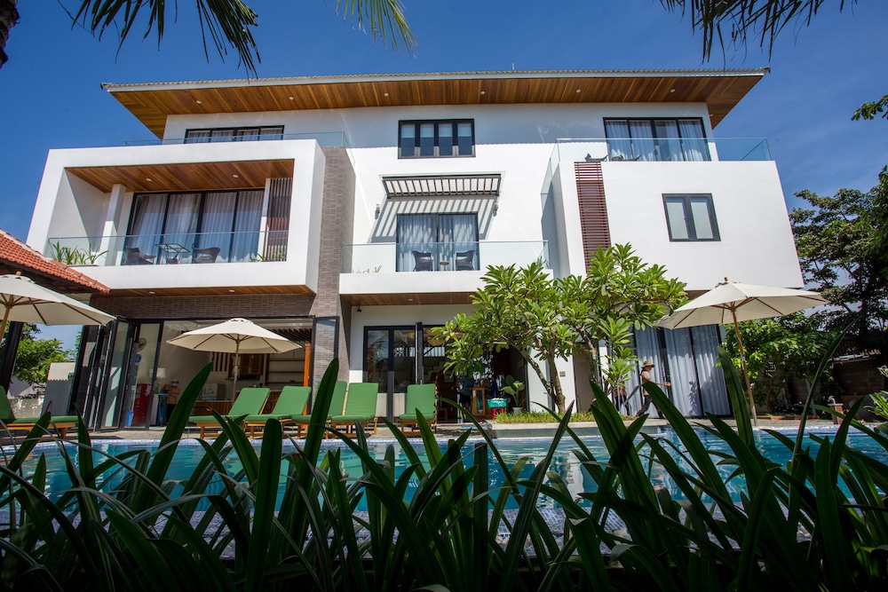 Hoi An Reverie Villas 5/70